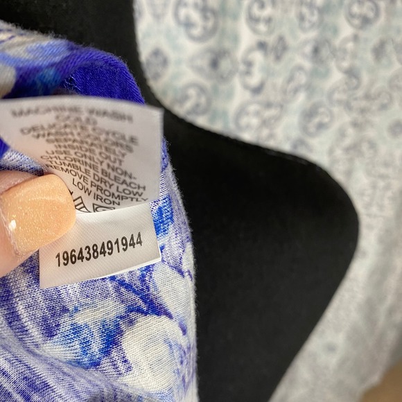 Woman Within Womens Plus Size 18/20 Blue Floral‎ Top with Lace Sleeves - Picture 9 of 10